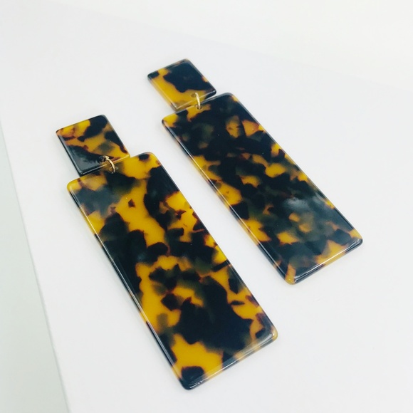 Tortoise Rectangle Acrylic Drop Earrings - Picture 2 of 8